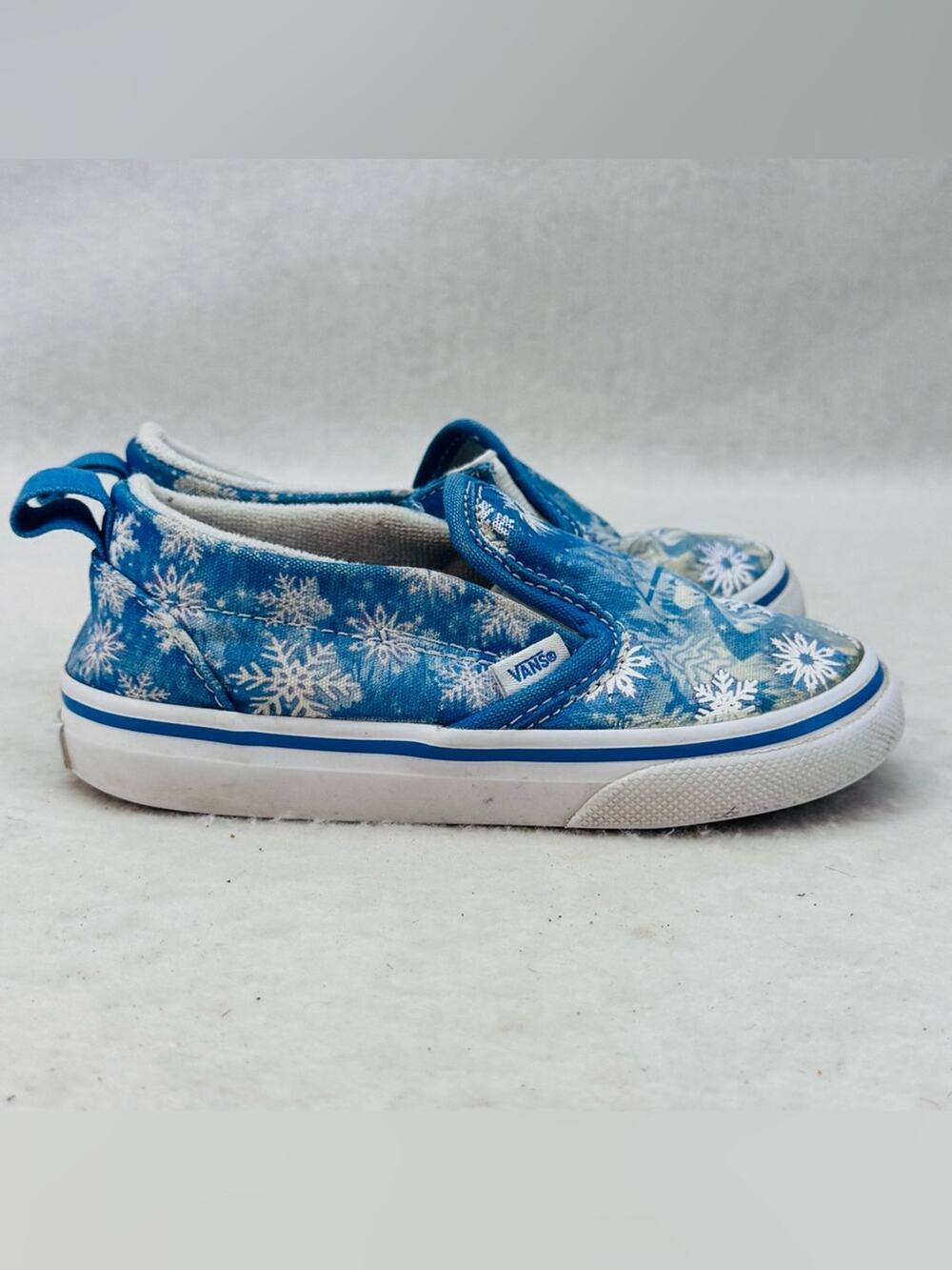 Toddler Vans Slip-on Frozen Snowflake Sneakers Shoes Blue and White size 7.5